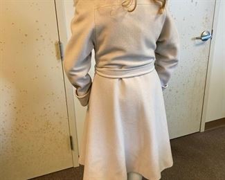 $122 - $95 -wool gray coat with Fox collar - size 6 to 8 