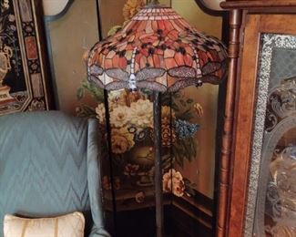 Tiffany Style Floor Lamp & Screen