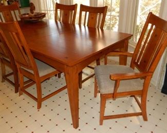  Dining Room Table w/6 chairs - $800