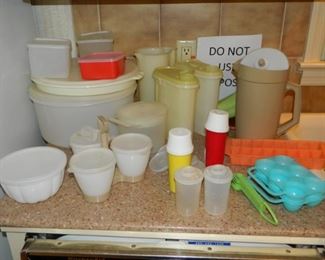 Miscellaneous Tupperware Items - priced separately