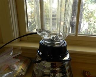 Vintage Osterizer Beehive Chrome Blender w/glass pitcher - $60