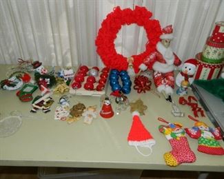 Various Christmas items - priced individually