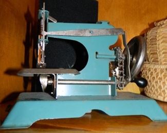 Little Stitcher Sewing Machine $30 as is