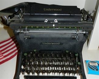 Antique Underwood Model S Typewriter $125