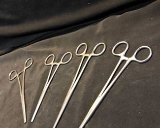 Lot of 4 Straight Hemostats Location Shelf 7