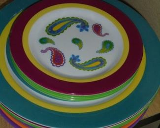 4 Melamine Ware plates/4 desert plates