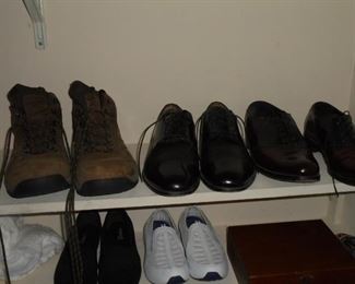 Men's shoes size 12