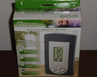 Envira wireless weather station in box