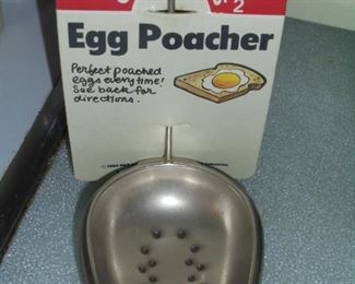 Vintage egg poacher  NEW