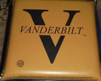 Vanderbilt seat cushion not ripped or torn 