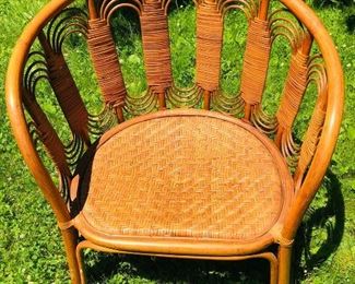 Bamboo and Wicker Chair For The Garden.  Nice condition, fancy decorations for the yard.