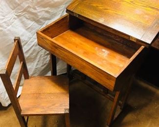 Childs Schoolhouse Desk.  Oak child's schoolhouse desk with lift top and matching chair.