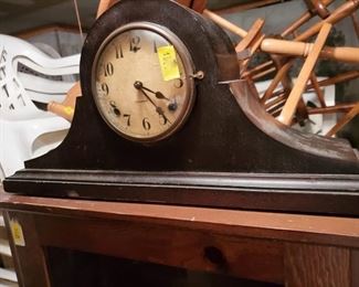 Vintage Gilbert key wind mantel clock.