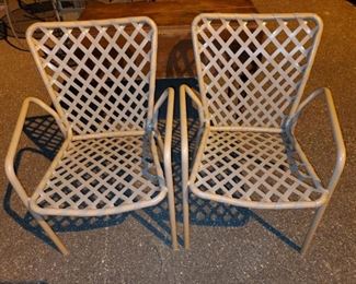 Set of 8 Mallin Outdoor Chairs.