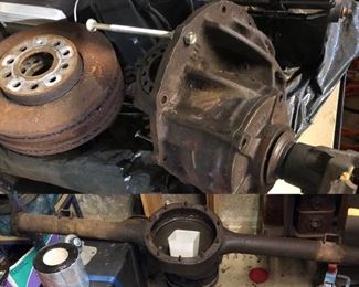 1957 Pontiac Differential. Local Connecticut area buyers: Would prefer to have picked up in person by buyer or representative.  Pick up date to be scheduled after auction.  This is a life and bulkhead for removal of large items.  Sat-Lot #180