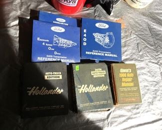 Hollander Auto-Truck Interchange Service manual, c. 1968, Holander Auto-Truck Interchange 36th Edition, c. 1970, Ford E4OD and AODE/4R70W Reference manuals, and Glenn's 1966 Auto Repair Manual. Sat-Lot #208