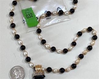 14kt gold genuine Mabe and Diamond on carved black onyx enhance pendant with 25 inch 6.5mm pearl strand. 14kt gold clasp and beads. (ce) - Sun Lot #32