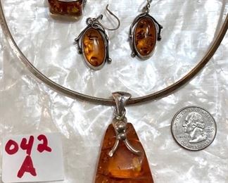 Vintage Amber and Sterling Silver neck cuff and drop pendant, ring and pair of earrings.  Bugs inside amber.  Beautiful set! (ce) - Sun Lot #42A