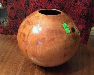 Phili Moulthrop Ashleaf Maple Bowl/Vase. Measures approx. 9.5 inches tall x 9.5 inch wide. (ce) - Sun Lot #43