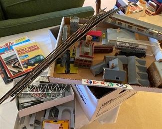N scale train and accessories