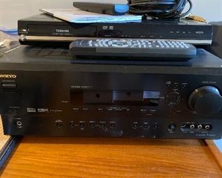 Onkyo receiver TX-SR600
To shiva dvd video recorder D-R560