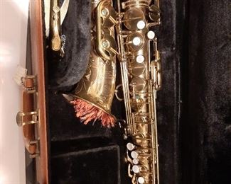 Selmer saxophone  mark vI price 8000