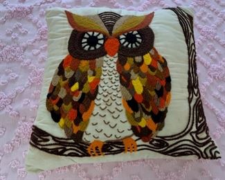 $14.00..................Hand Stitched Owl Pillow (P803)