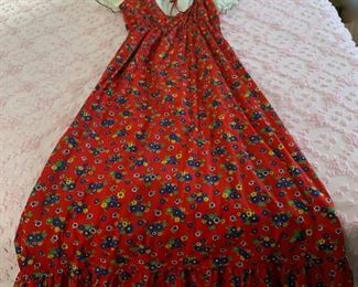 $16.00..................Vintage Dress (P799)