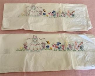 CLEARANCE !  $4.00 NOW, WAS $12.00..................Vintage Embroidered Pillow Cases, few small stains (P699)
