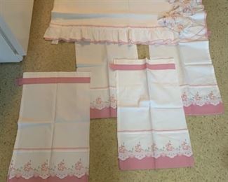 CLEARANCE !  $4.00 NOW, WAS $12.00..................Vintage Pink and White Curtains (P471)