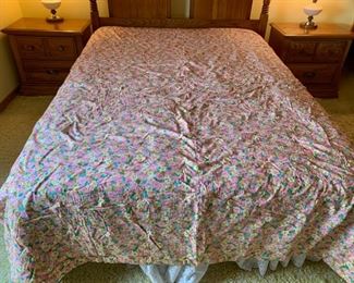 Clearance !  $30.00 NOW, WAS $80.00..................Queen Tied Quilt (P425)