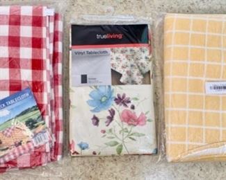 CLEARANCE !  $6.00 NOW, WAS $16.00..................3 Tablecloths 52" x 70" (P370)