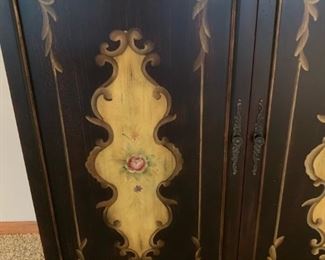 CENTURY Sideboard Wine Cabinet