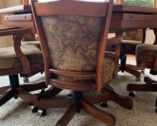 BEACH MFG Bumper Pool, Poker, Game Table Set