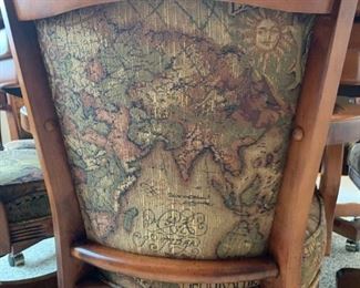 BEACH MFG Bumper Pool, Poker, Game Table Set