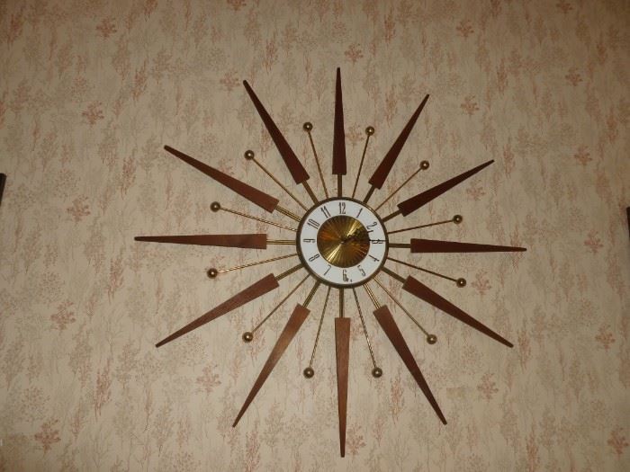 Awesome Mid-Century Starburst Clock