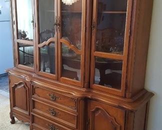 Vintage curio cabinet $50