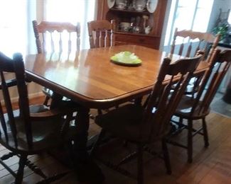 Farmhouse style dining table/6  chairs and corner hutch