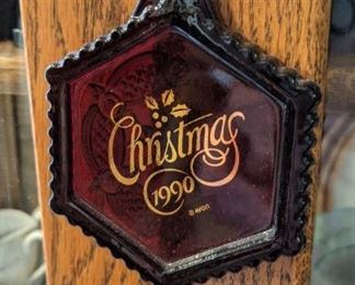 Avon Cape Cod Christmas ornament 1990