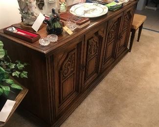 Items Located In Dining Room