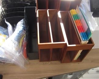 Different metal Desktop files, Wood Files, Computer and Monitor Tables
