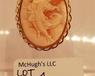 14k Gold cameo