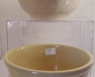 Mid century modern mixing bowls , yellow ware & American white molded pottery.