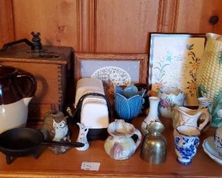 Mixed lot of pitchers North Carolina Jug town pitcher Majolica corn cob pitcher Virginia metal craft leaf , coffee grinder