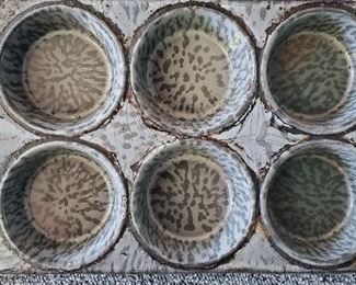 Vintage metal enamel muffin tin