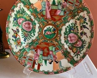 Chinese export plate, rose medallion