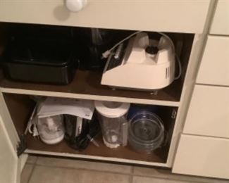 Kitchen appliances 