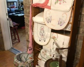 Vintage linens, pie stand