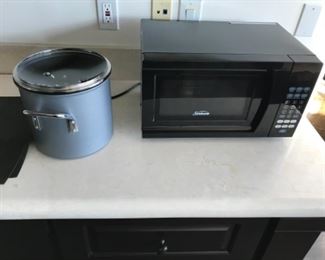 Microwave & pot. Estimate $100