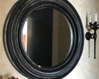 Mirror. Estimate $600